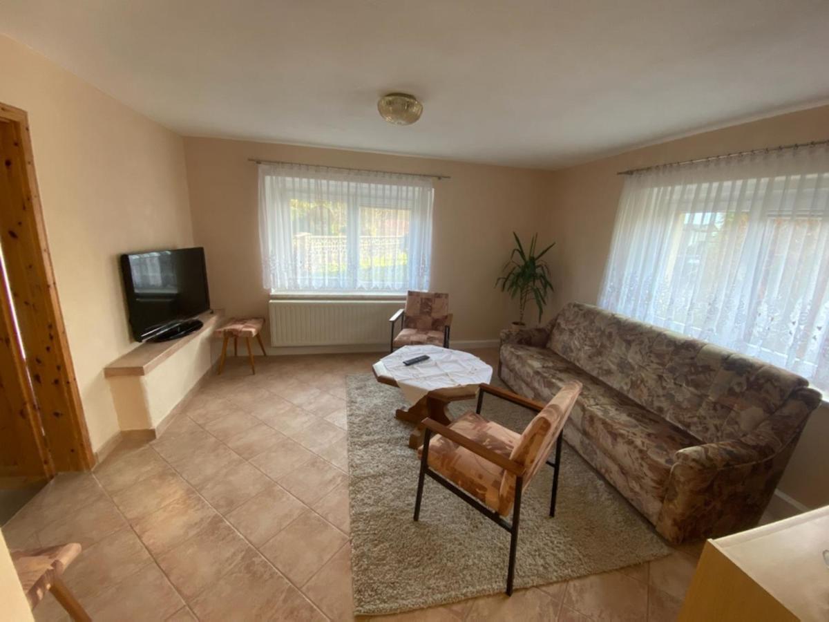 Ferienwohnung Lippmann Grosshartmannsdorf Luaran gambar